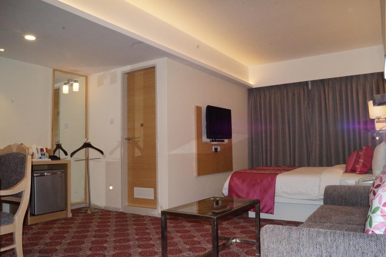 Fortune Park Galaxy, Vapi - Member Itc Hotels' Group Eksteriør bilde